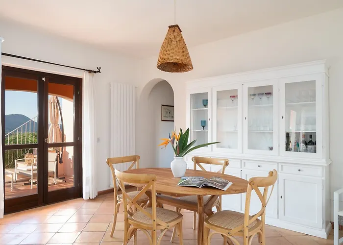 Villa Pogelia By Klodge Porto San Paolo